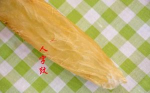 滋补皇教您选购鱼胶第2招:鱼胶的人字纹